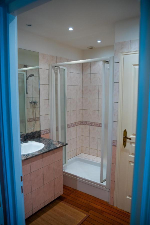 Chambre Au Chateau De St-Pierre-Brouck Saint-Pierre-Brouck ภายนอก รูปภาพ
